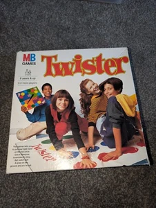 VINTAGE TWISTER GAME, COMPLETE, VGC, 1996 MB GAMES/HASBRO, FAMILY GAMES, FUN. - Picture 1 of 4