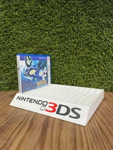 Nintendo 3DS Game Holder - Picture 1 of 3