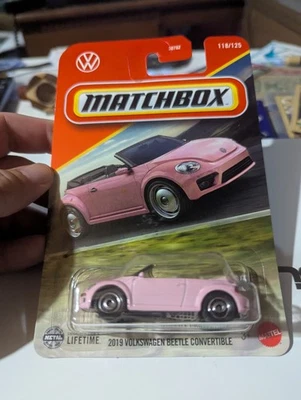2019 Volkswagen Beetle Convertible (Pink) - 118/125 - Brand New - Matchbox - Image 1 of 4