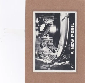 1966 TOPPS LOST IN SPACE A NEW PERIL #18 EX+ *A29363 - Picture 1 of 1