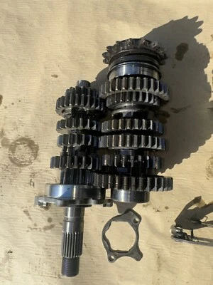 Conjunto de transmisión completo 15-24 OEM Yamaha Fz07/Mt07/XSR700/R7/Tenere700 Foto 1 de 4