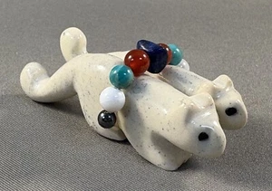 Geschnitzter Fischfelsen Doppelberglöwe Fetisch mit Opfergabe von Cheryl Beyuka, NEU - Bild 1 von 5