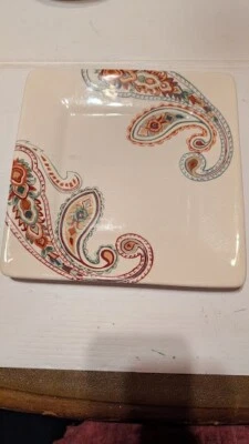 TABLETOPS GALLERY MISTO PAISLEY DINNER PLATE  10 5/8"   VG USED COND - Image 1 of 3