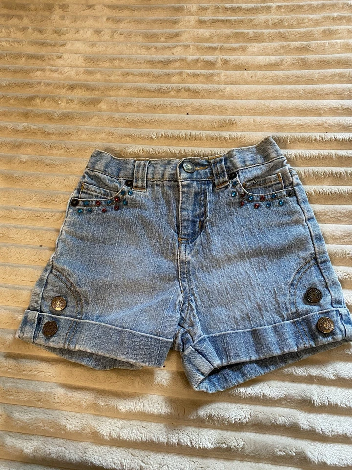 Pantalones cortos vaqueros vintage Mary-Kate y Ashley con detalle de botones talla Foto 1 de 3