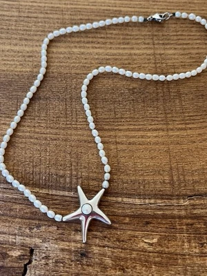 Tiffany & Co. Clásico. Collar Estrella de Mar Perla Semilla. 925 SS, 16 pulgadas Foto 1 de 4