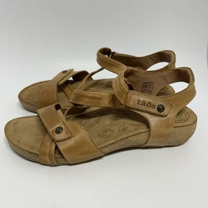 Taos Wedge Sandals Women's 10-10.5/41 Tan Leathe Gladiator Strappy ComfortCasual - Picture 1 of 11