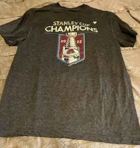 COLORADO AVALANCHE Hockey 2022 Stanley Cup Champions LARGE Gray Fanatics Shirt - Picture 1 of 2