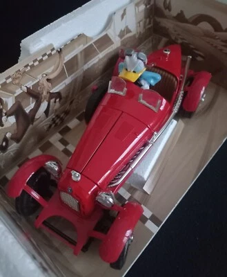 Bburago Disney Metal Car 1:18 Alfa Romeo 8C 2300 Monza Donald(Paperino) art.2103 - Immagine 1 di 4