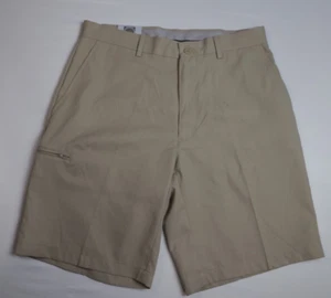NWT CHAMPIONS TOUR Men Golf shorts Beige Gripper Stay Waist Moisture Wick 32 - Picture 1 of 7
