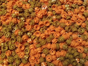 Lego Flower Plant Rose decorations 1x1 Plate Pearl Gold & Orange 100 pieces NEW - Picture 1 of 1