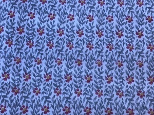 3 YARDS OF VINTAGE WHITE WITH GRAY & CORAL FLORAL PRINT COTTON FABRIC - Picture 1 of 4