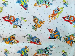 100% Cotton fabric - Wizard Owl -53-56 inches Wide Material - Poplin - Sewing - Picture 1 of 1