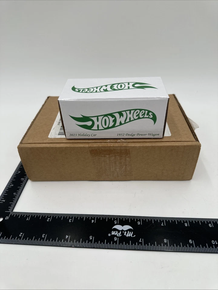 HOT WHEELS 2023 RLC Holiday Car 1952 Dodge Power Wagon Red Line Club HNL31