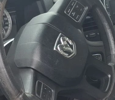 Dodge Ram 1500 2013-2018 airbag rueda del conductor bolsa de aire OEM LKQ Foto 1 de 2