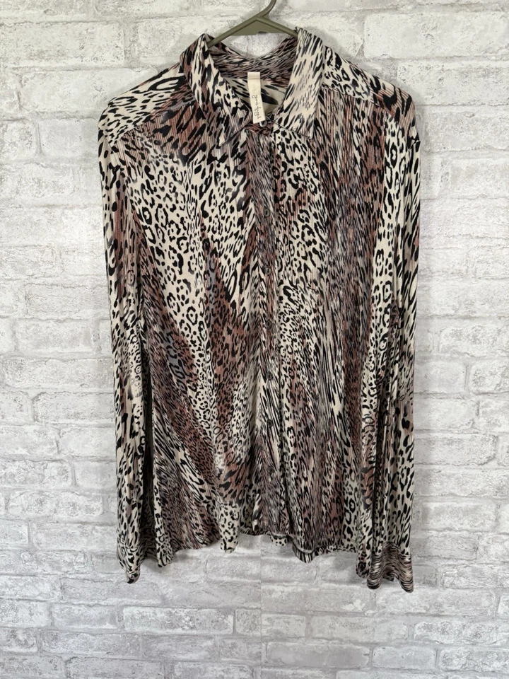 Blusa Yansi Fugal Anima Estampado Botones Manga Larga Talla Grande Foto 1 de 4