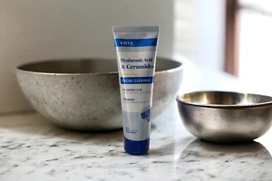 ENVY HYALURONIC ACID & CERAMIDES HYDRATING FACIAL CLEANSER 6.76 FL KOREAN BEAUTY - Picture 1 of 1