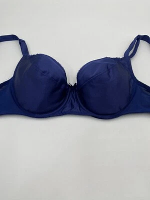 Vtg VANITY FAIR Size 34 C Electric Blue Satin Lined T—Shirt Underwire Bra 75-046 - Image 1 of 4