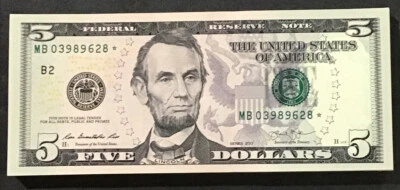 Uncirculated 2013 $5 Star Notes - Image 1 of 2