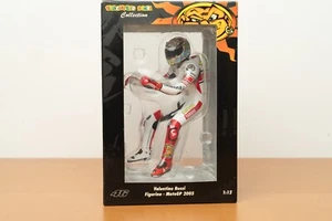 1:12 MINICHAMPS 312 050086 Limited Edition Figurine Sitting Valentino Rossi Moto - Picture 1 of 4
