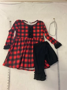 Adorable Sweetness 2 Piece Red & Black Plaid Outfit Girls Sz 8 Christmas - Picture 1 of 6