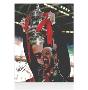 Pepe Reina Signed Liverpool Photo - FA Cup Winner Autograph - Picture 1 of 2