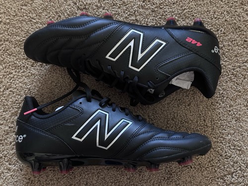 Taglia 10 5 Wide New Balance 442 V2 FG Tacchetti Calcio TPU Pelle Nero Nuovi