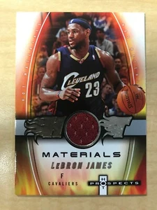 2006-07 Fleer NBA Hot Prospects camiseta de LeBron James/50 materiales calientes plateados - Imagen 1 de 2