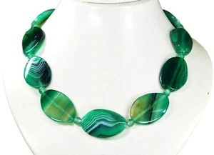 Collana Di Pietre Preziose In Giada Verde A Forma Ovale Intrecciata - Imagen 1 de 2