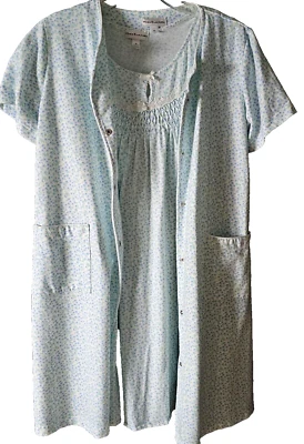 Vintage Miss Elaine 2-Pc. Blue Floral Night Gown w Snap Front Housecoat Size M - Image 1 of 4