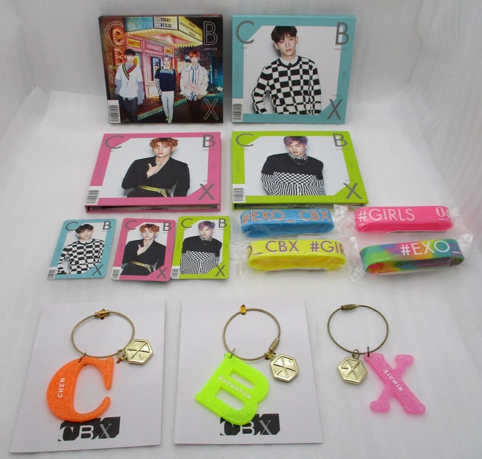 Exo-Cbx CD Mädchen 4types W / Karten & Silikon Bänder & Key Halter Exo Baekhyun - Bild 1 von 4