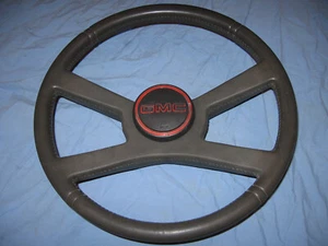 88-94 GMC PICKUP TRUCK STEERING WHEEL JIMMY SUBURBAN OEM CHEVY 73-87 1500 2500 - Picture 1 of 6