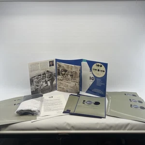 Ford Motor Company 100 Aniversario Raro Distribuidor Bandera 70X46 Centenario Ovalado - Imagen 1 de 24