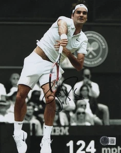 ROGER FEDERER SIGNED AUTOGRAPH 8X10 PHOTO TENNIS LEGEND HOF BECKETT BAS - Picture 1 of 1