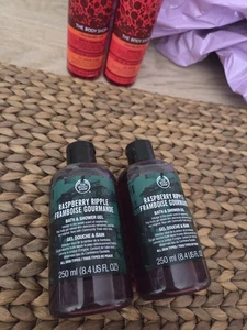 The Body Shop Raspberry Ripple Bath And Shower Gel Lot Of (2) - Picture 1 of 4