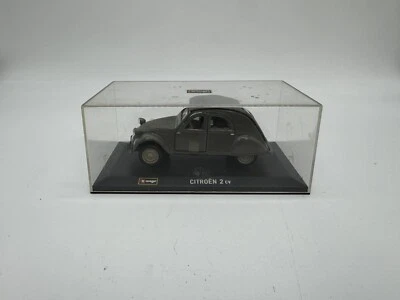 MODELLINO AUTO CITROEN 2CV 1952 GRIGIO - BURAGO - SCALA 1:32 - Immagine 1 di 2
