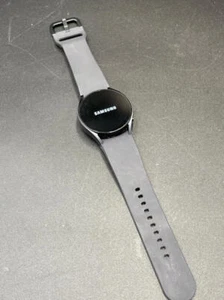 SAMSUNG Galaxy Watch 6 40mm Bluetooth, Graphite - Zdjęcie 1 z 8