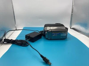 *For Parts JVC GR-D850U Camcorder 800x Digital Zoom MiniDV - Powers On - READ - Picture 1 of 12