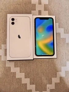 apple iphone 11 white sim free JUNK not working ios parts repair - Photo 1 sur 3