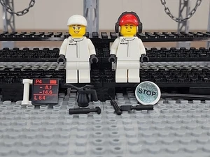 Lego 75911 Minifiguren Lot McLaren Mercedes Pit Crew Mitglied Werkzeuge - Bild 1 von 5