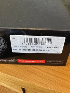 Campagnolo Scirocco 700c Rear Wheel and 11-Speed Cassette - Picture 1 of 3