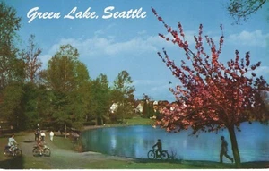 BICYCLE PATH AT BEAUTIFUL GREEN LAKE, SEATTLE, WA  - PC4821 - Picture 1 of 2