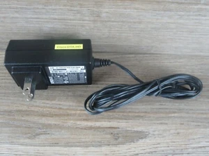 Adaptador de fuente de alimentación LITEON modelo: PB-1080-2SA1 salida: 5V 1.5A 7.5W - Imagen 1 de 5
