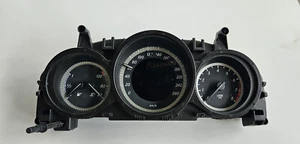 Original Mercedes Benz C-Klasse Tacho A2049004813 - Bild 1 von 5