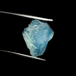 100% Natural Blue Aqumarine Raw ,Beautiful 8.85 Cts Aqumarine Raw, 16x13x9 mm - Picture 1 of 7