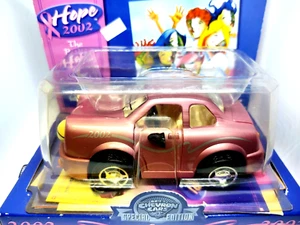 The Chevron Cars BREAST CANCER AWARENESS * 2002 HOPE* NIB F9 - Picture 1 of 3
