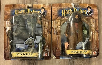 Lote De 2 Figuras 2001 Harry Potter Y La Piedra Hechicera Hagrid & Knight Nuevas Foto 1 de 4