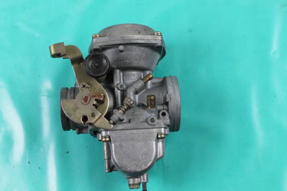 Carburador Suzuki GN400 1982 Mikuni 13200-37300 1980 1981 Foto 1 de 4