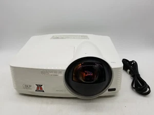 Mitsubishi WD385U-EST Projector DLP Short Throw 3D Ready (Lamp Hours 319) - Picture 1 of 19