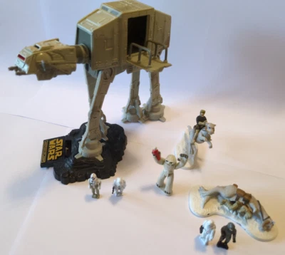 STAR WARS GALOOB MICRO MACHINES IMPERIAL AT-AT BATTLE PACK 13 WAMPA ATTACK Z180 - Image 1 of 4