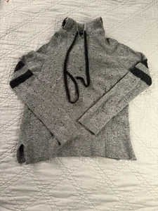 Central Park West NY grau perforiert gestreift Varsity Hoodie Pullover Small - Bild 1 von 13